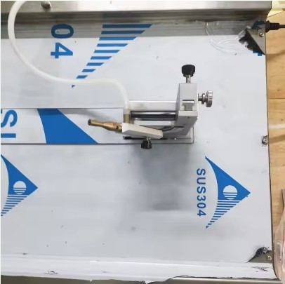Teste de retardador de chama de tecidos de alto desempenho para materiais têxteis e brinquedos com uma ampla gama de tecidos orientados verticalmente